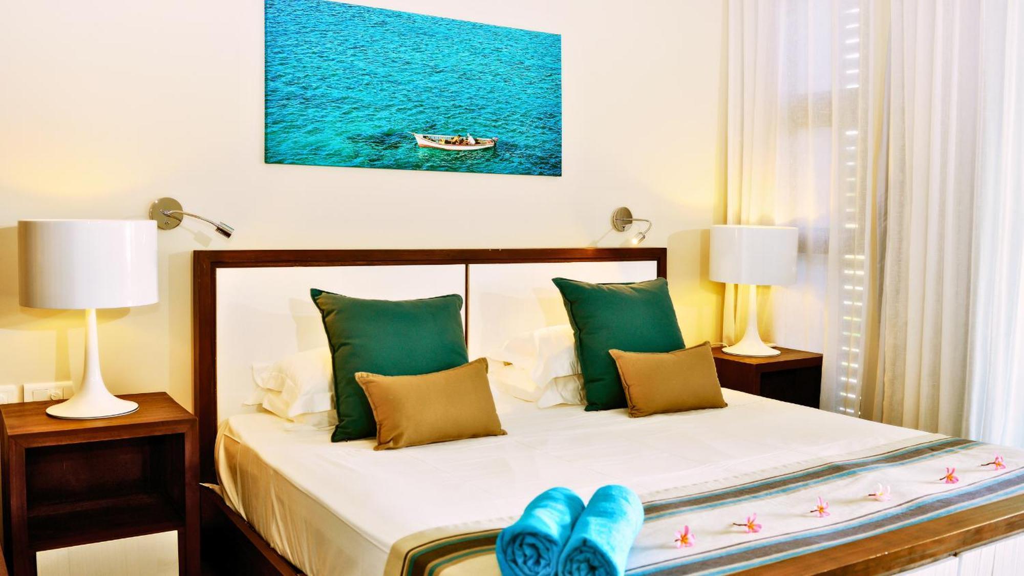 Esplanade By Horizon Holidays Tamarin Exterior photo